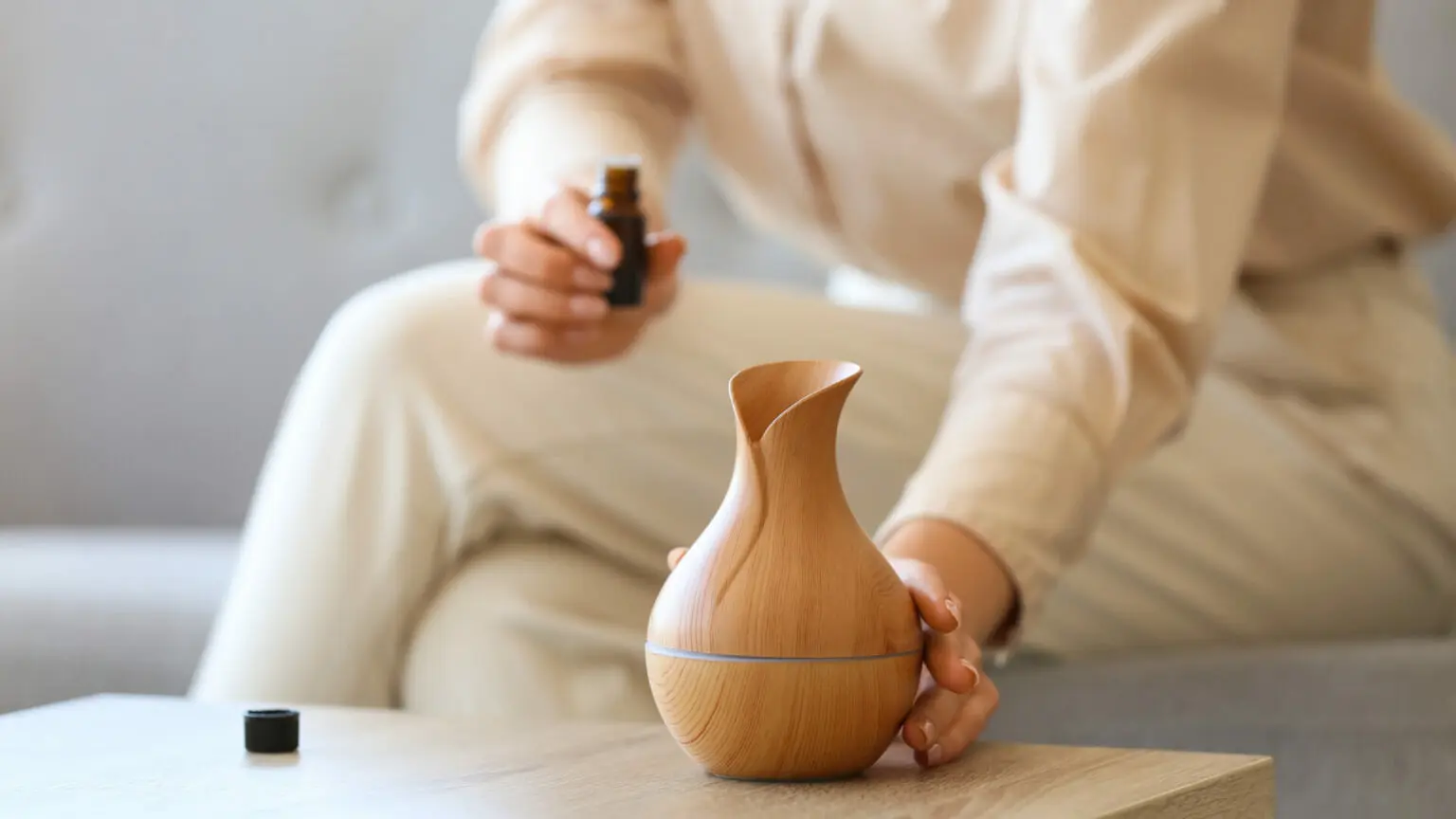 Essential oil diffuser